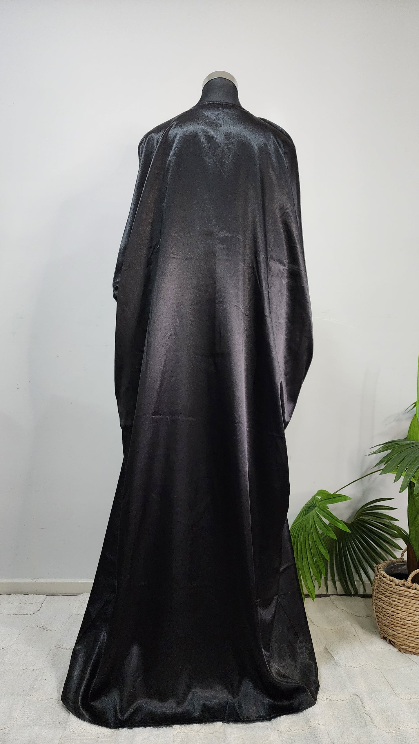 Elegant Satin Embroidered Abaya with Pockets – Black Floral Design