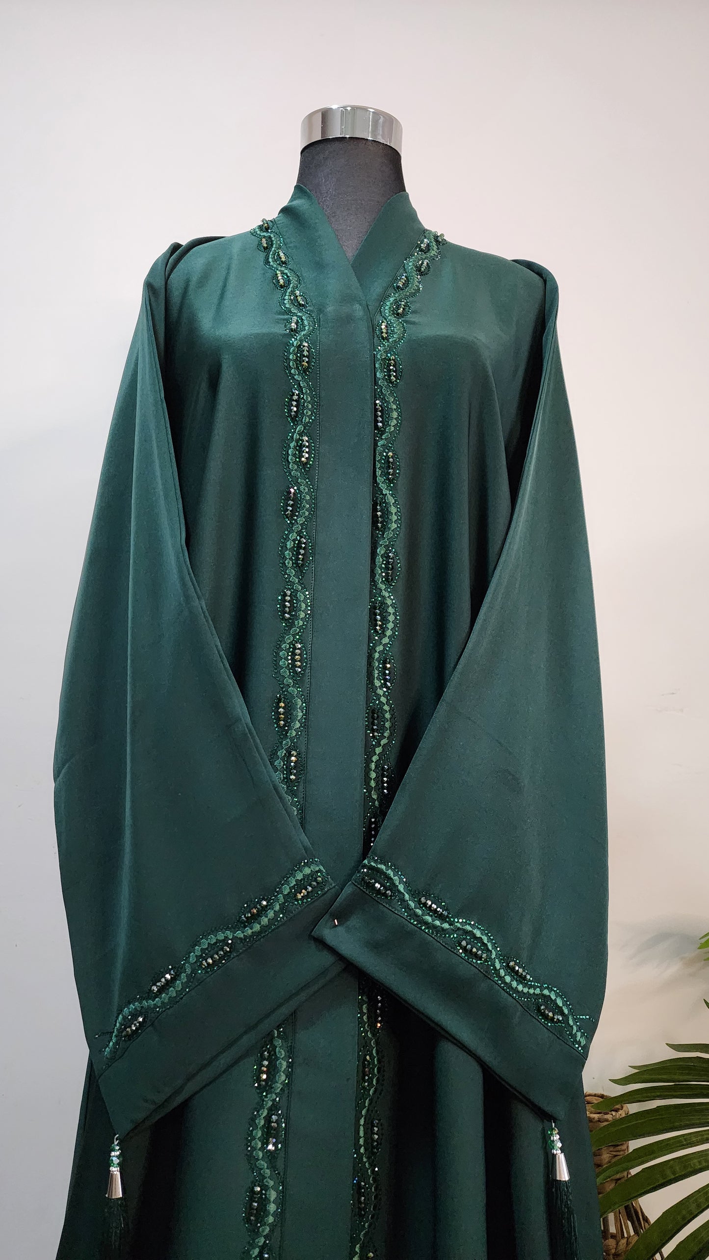 Emerald Green Embellished Abaya – Elegant Modest Wear with Beaded Detailing