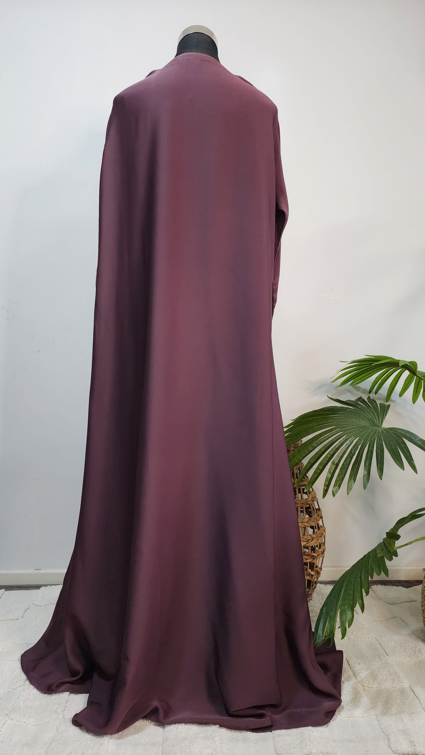 Mauve Embroidered Abaya – Elegant Modest Wear with Tassel Detailing