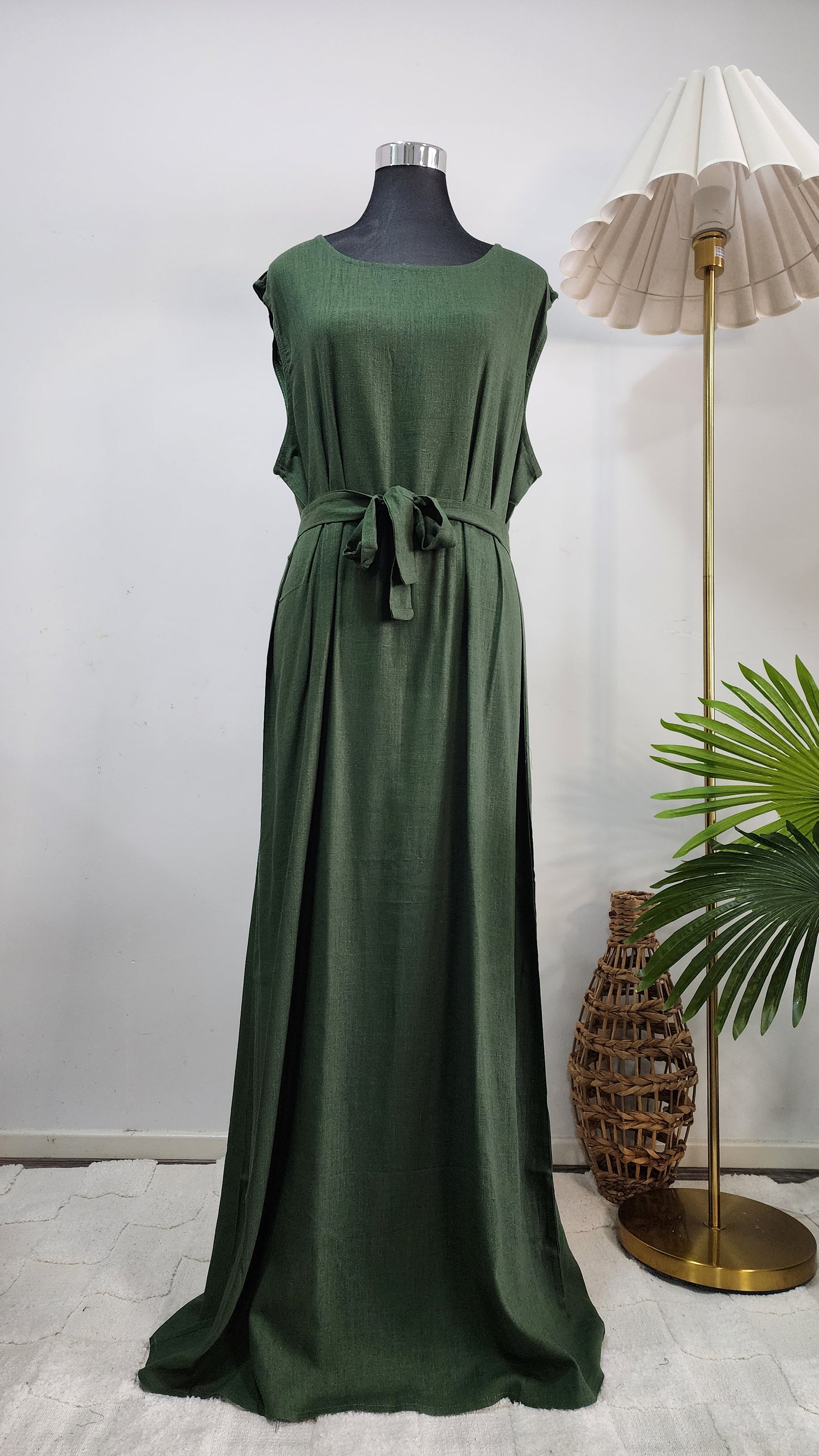 Army Green Two-Piece Linen Abaya Set – Modest Wear with Inner Dress and Open Abaya