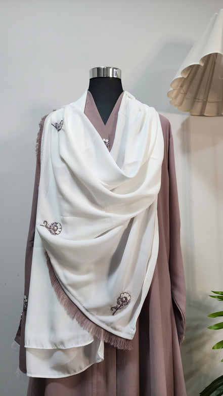Lavender Embroidered Abaya with White Scarf – Elegant Modest Outfit