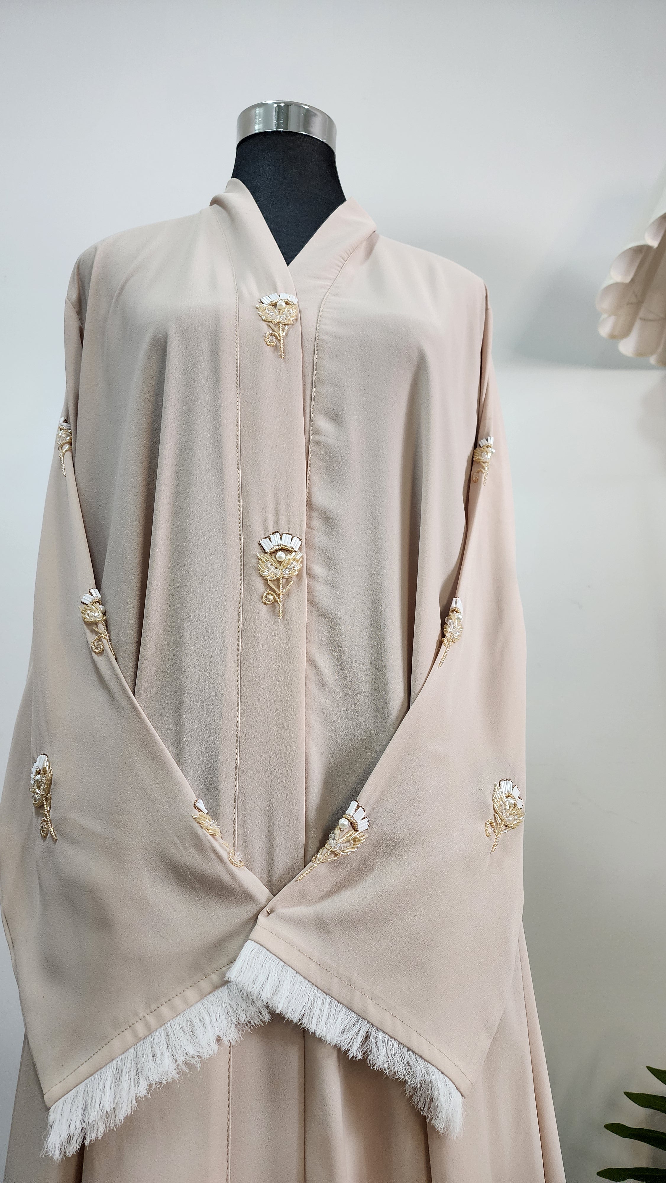 Embroidered Abaya with White Scarf – Elegant Modest Dress