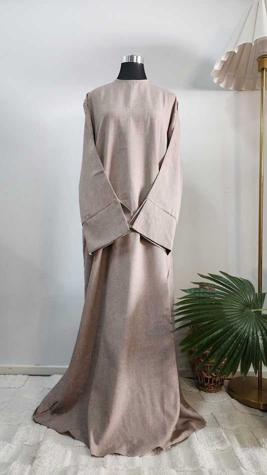 Beige Linen Abaya with Side Pockets – Minimalist Wide Sleeve Modest Dress