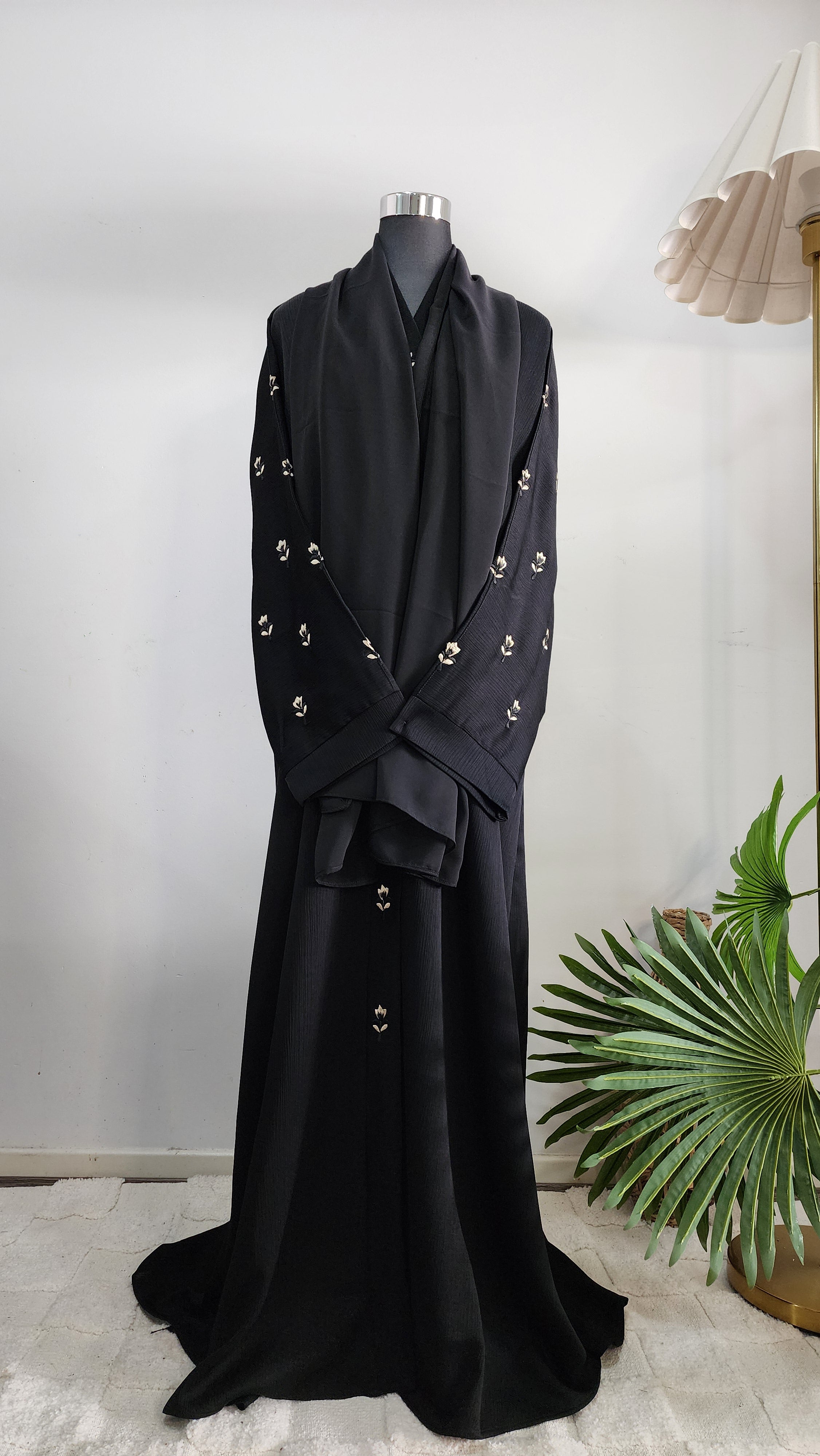 Elegant Black Abaya with Embroidery – Modest Formal Wear