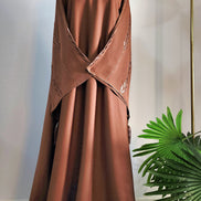 Brown Abaya with Embroidered Leaf Design – Elegant Modest Wear