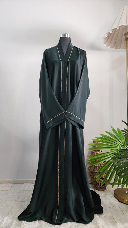 Emerald Green Abaya with Subtle Gold Lining – Timeless Minimal Elegance