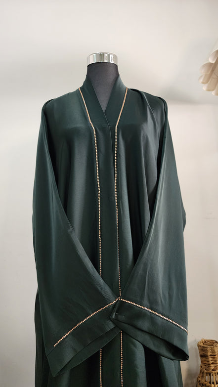 Emerald Green Abaya with Subtle Gold Lining – Timeless Minimal Elegance