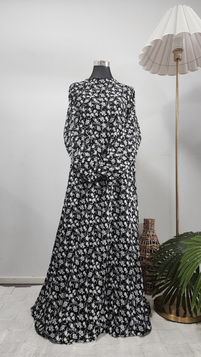 Black Floral Maxi Abaya – Lightweight, Wrinkle-Free Summer Fabric