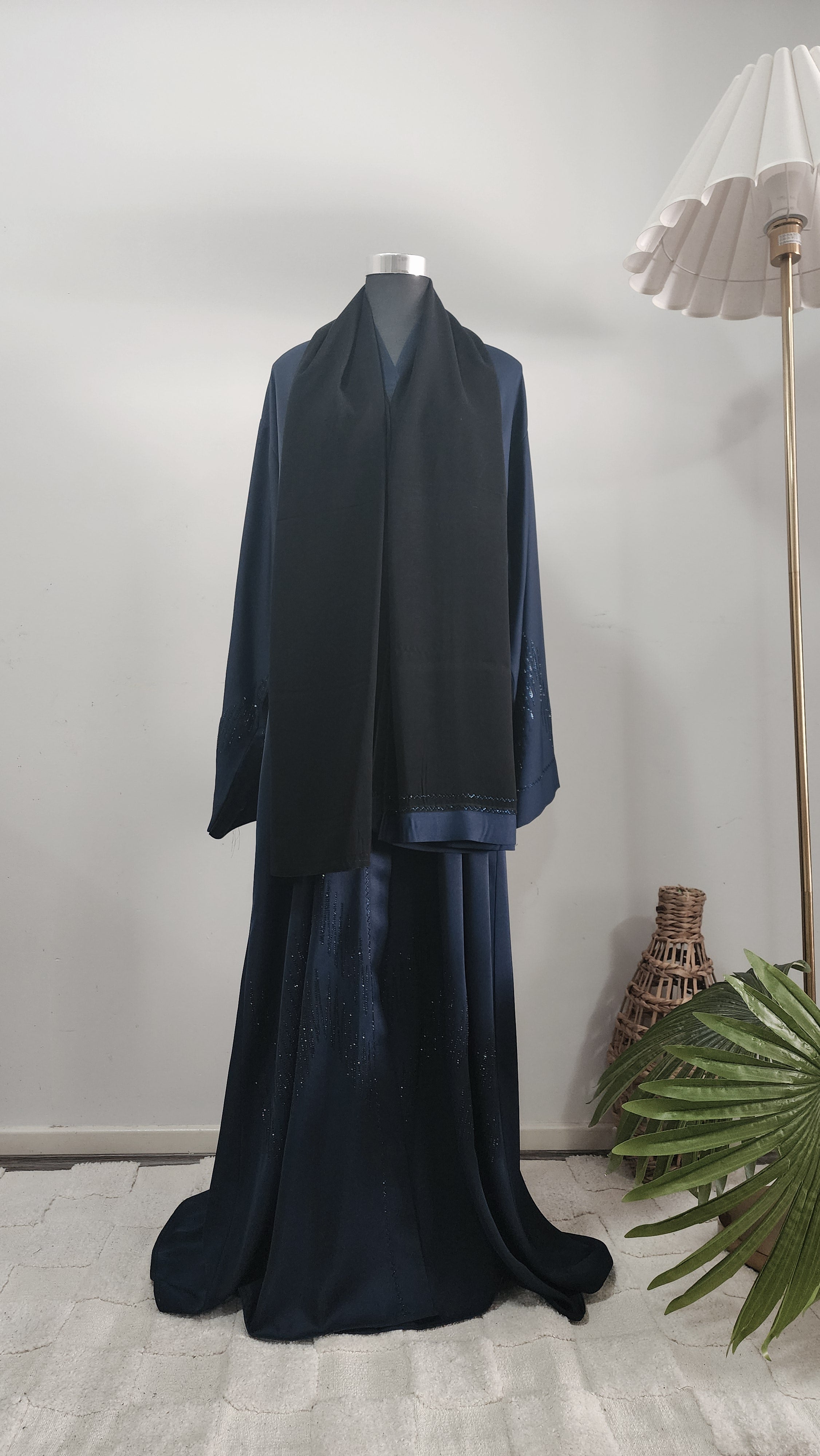 Navy Blue diamante Abaya – Luxury Abaya with Subtle Shimmer Detailing